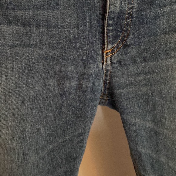 RAG & BONE ankle skinny denim jeans. FLAWS - puckers in fabric on front and leg. - Picture 2 of 13